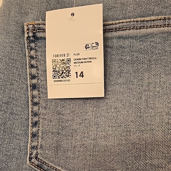 Forever 21 Blue Fringe Ankle Jeans - Picture 5 of 5